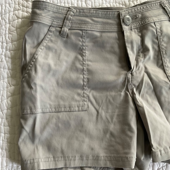 Prana Olivia Shorts - Picture 3 of 5